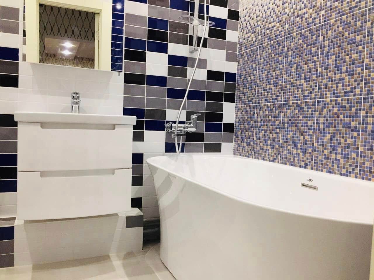 Decorative Mosaic Tile Wall Finish
